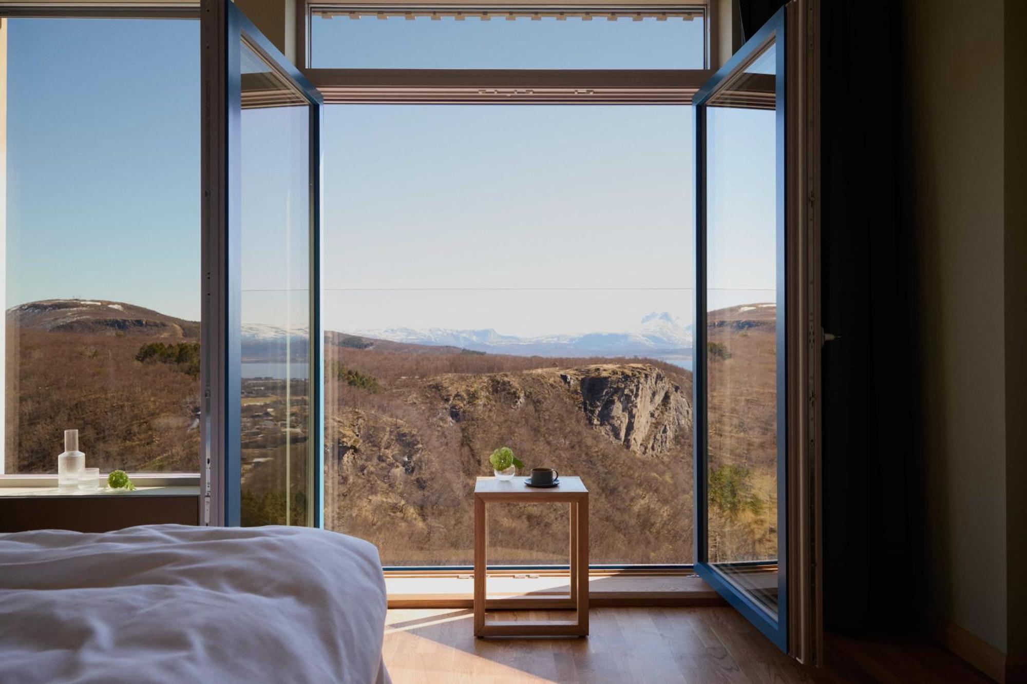 Wood Hotel 보도 객실 사진